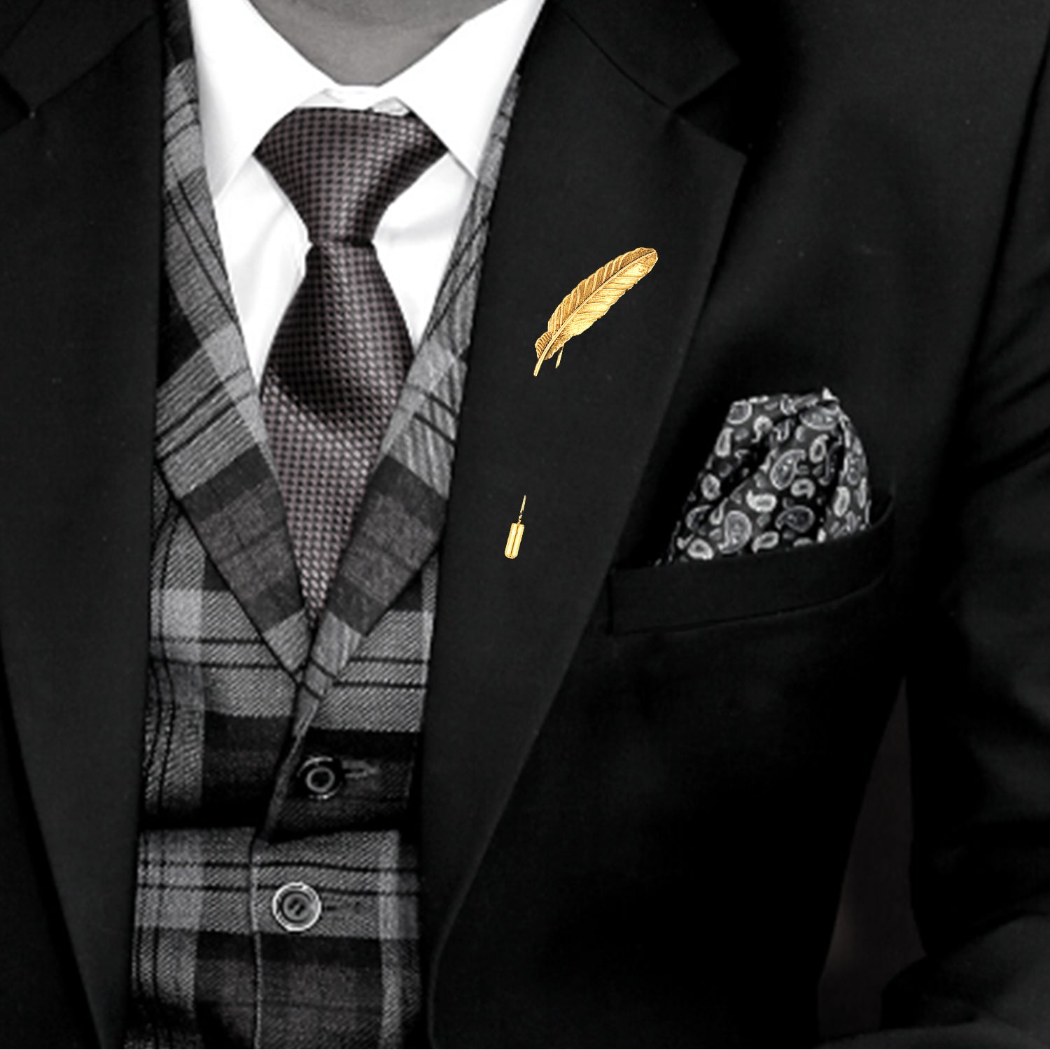 Elegant Leaf Lapel / Brooch Pin