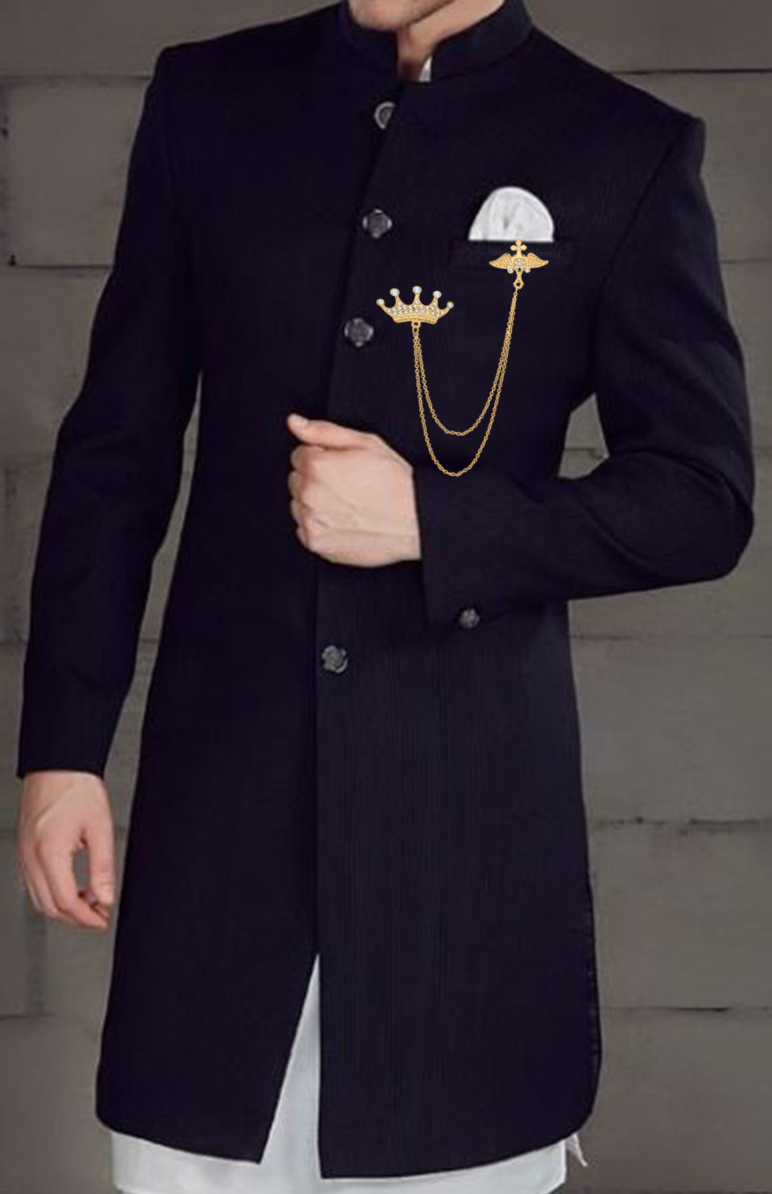 Fashionable Double Chain Crown Wing Brooch Lapel Pin