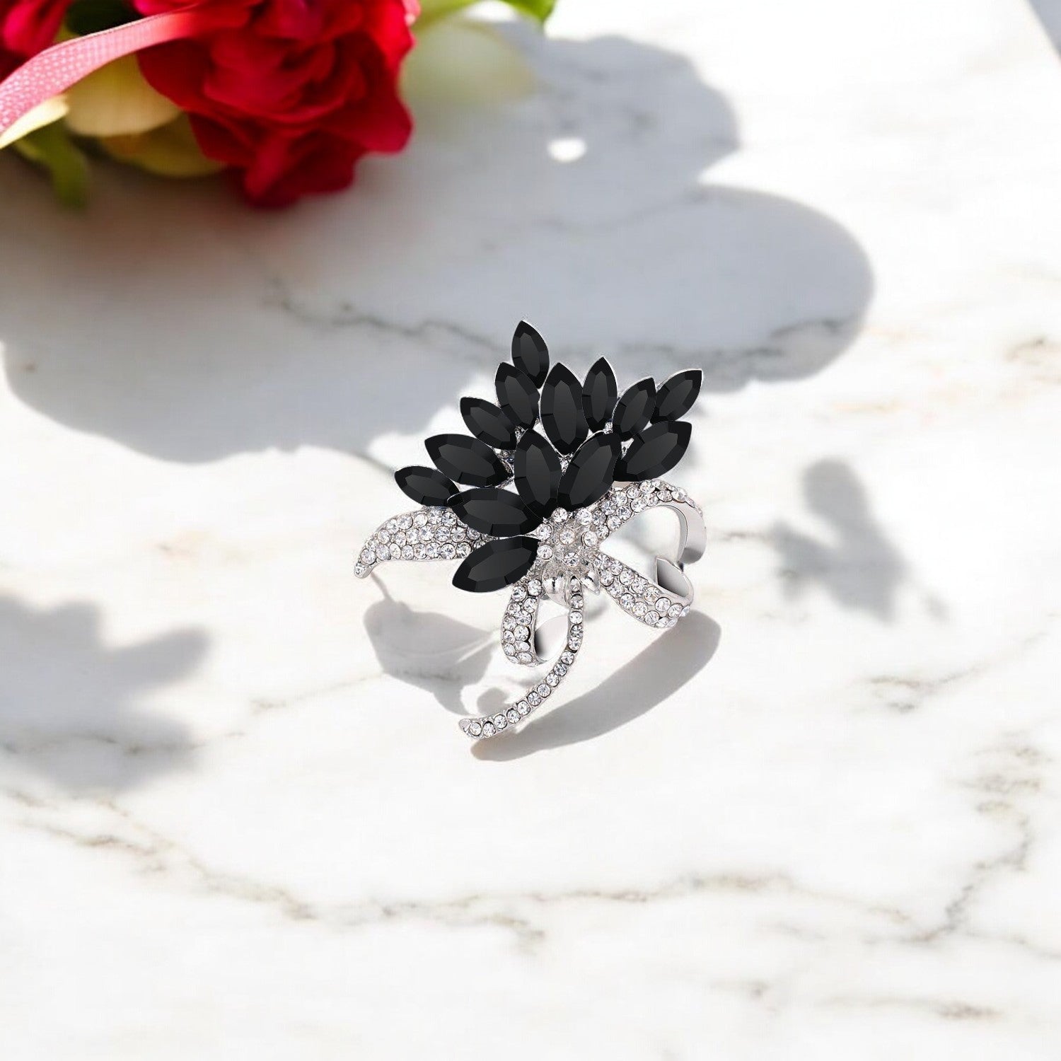 Trendy Floral Shape Brooch