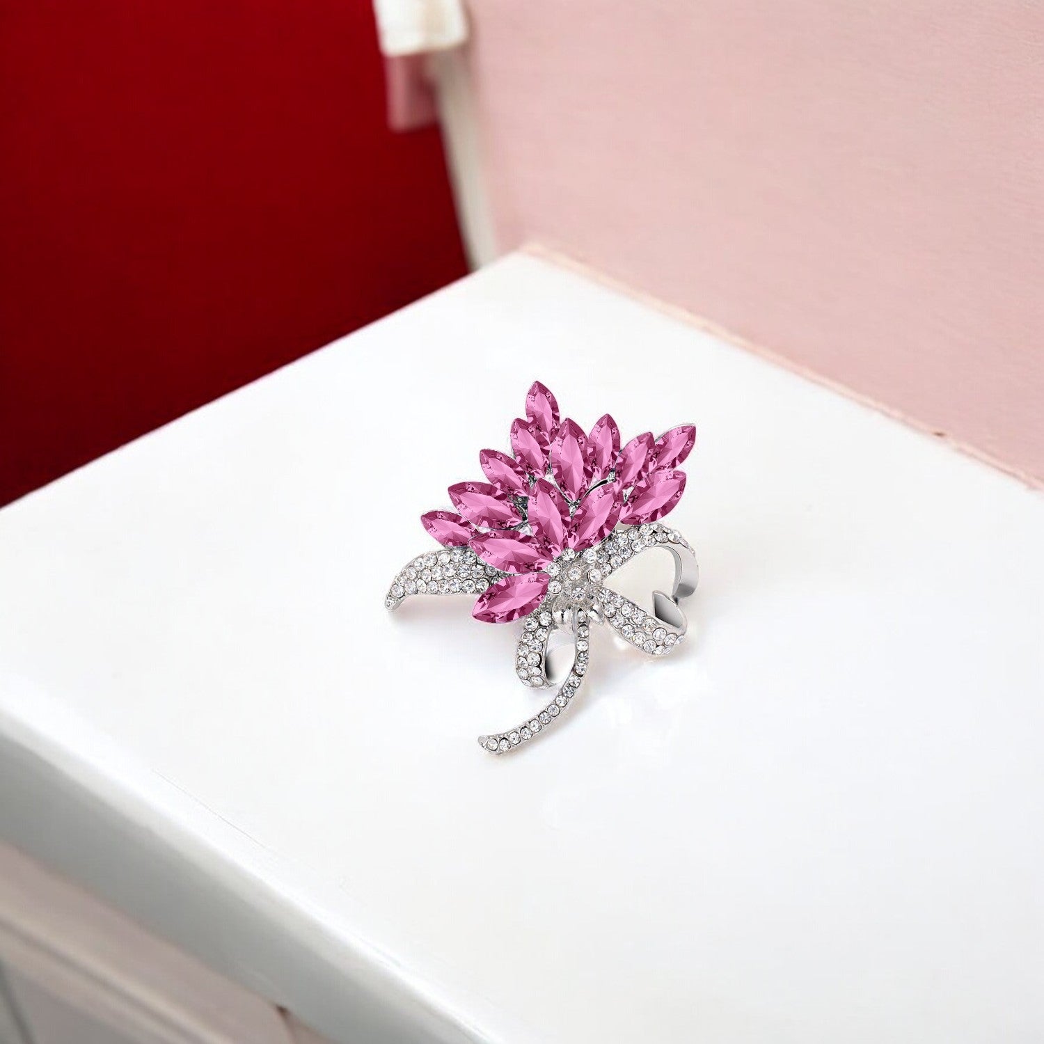 Trendy Floral Shape Brooch