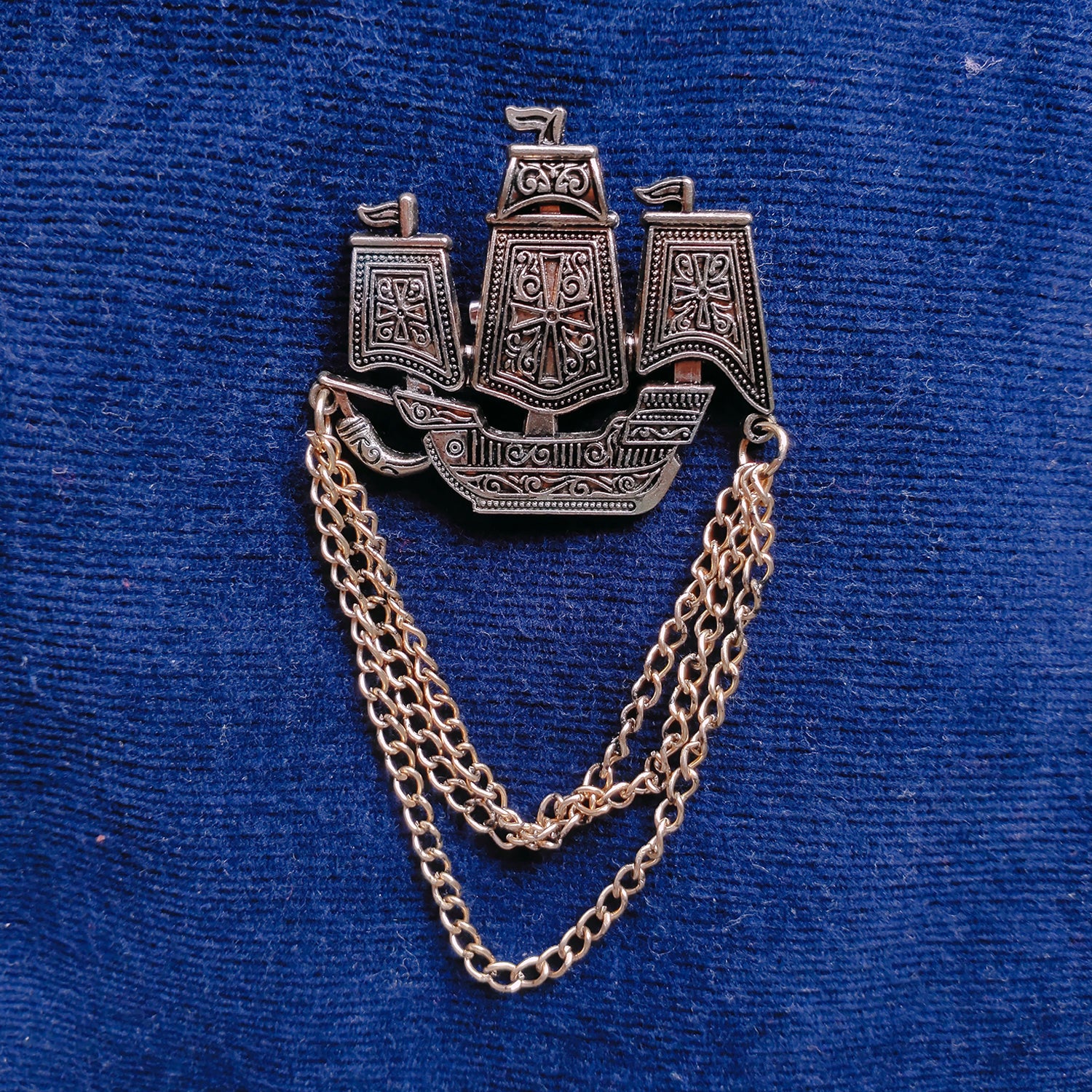 Ship Chain Sherwani Brooch