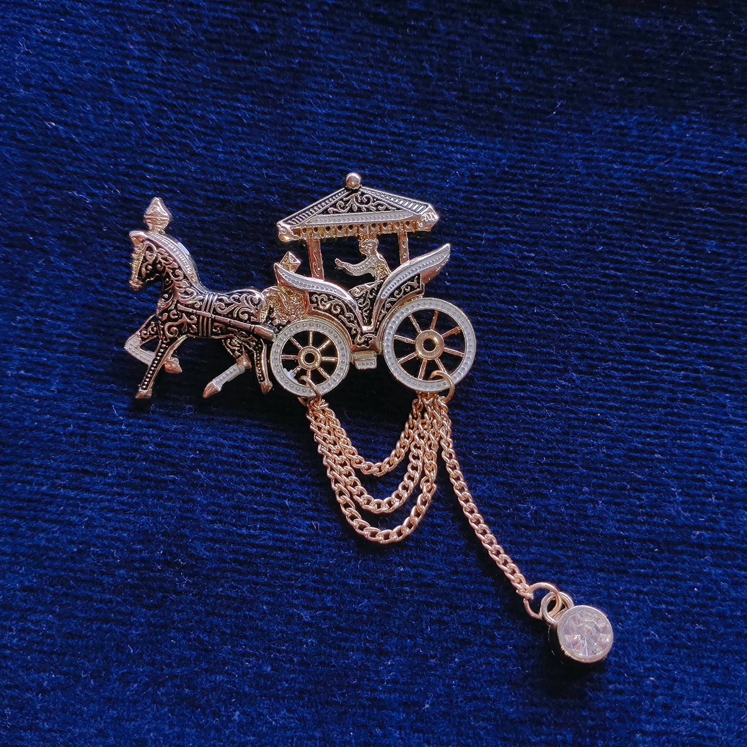Horse Chariot Chain Sherwani Brooch
