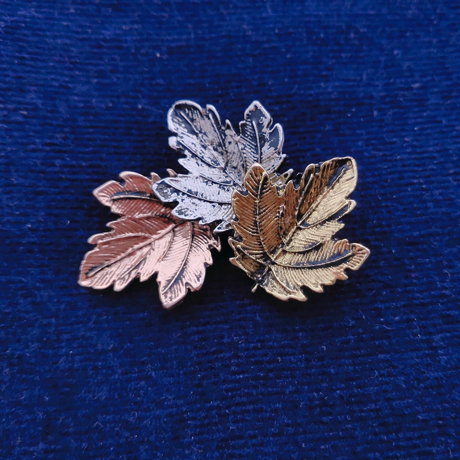 Mapel Leaf Unisex Brooch