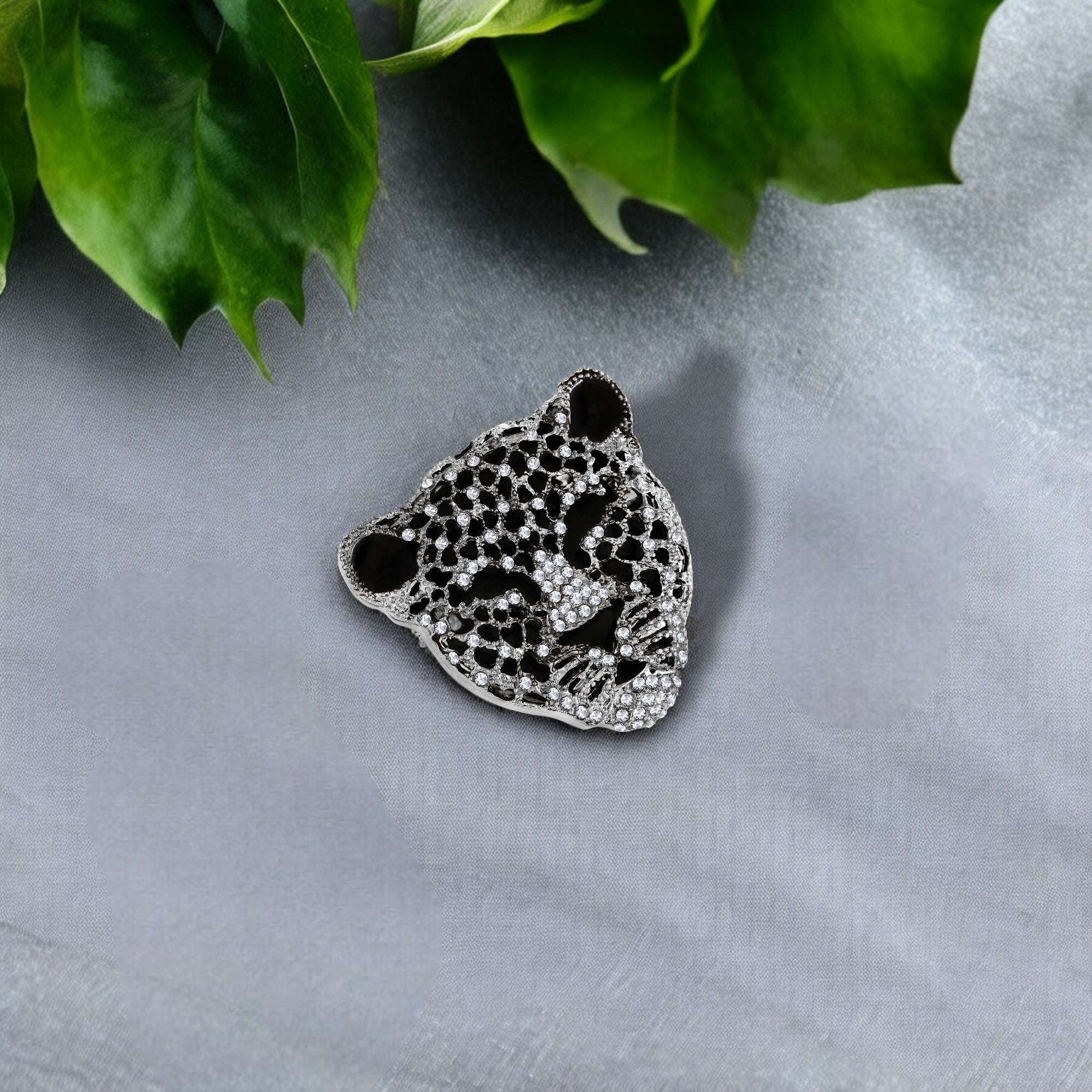 Lion Brooch / Lapel Pin