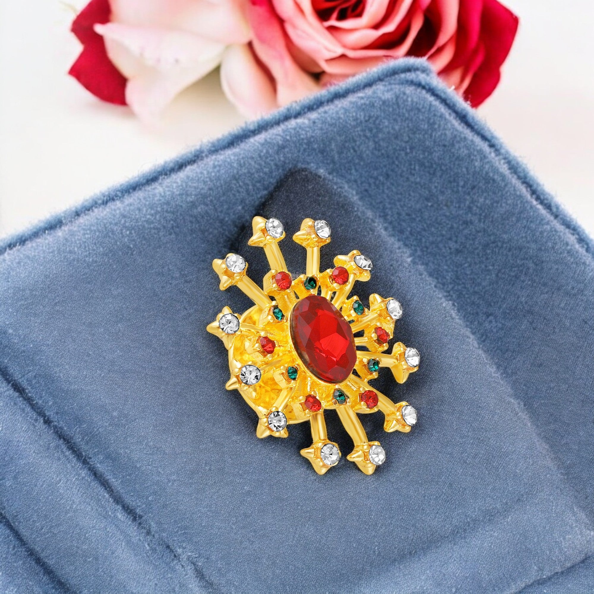 Elegant Vintage Crystal Womens Brooch