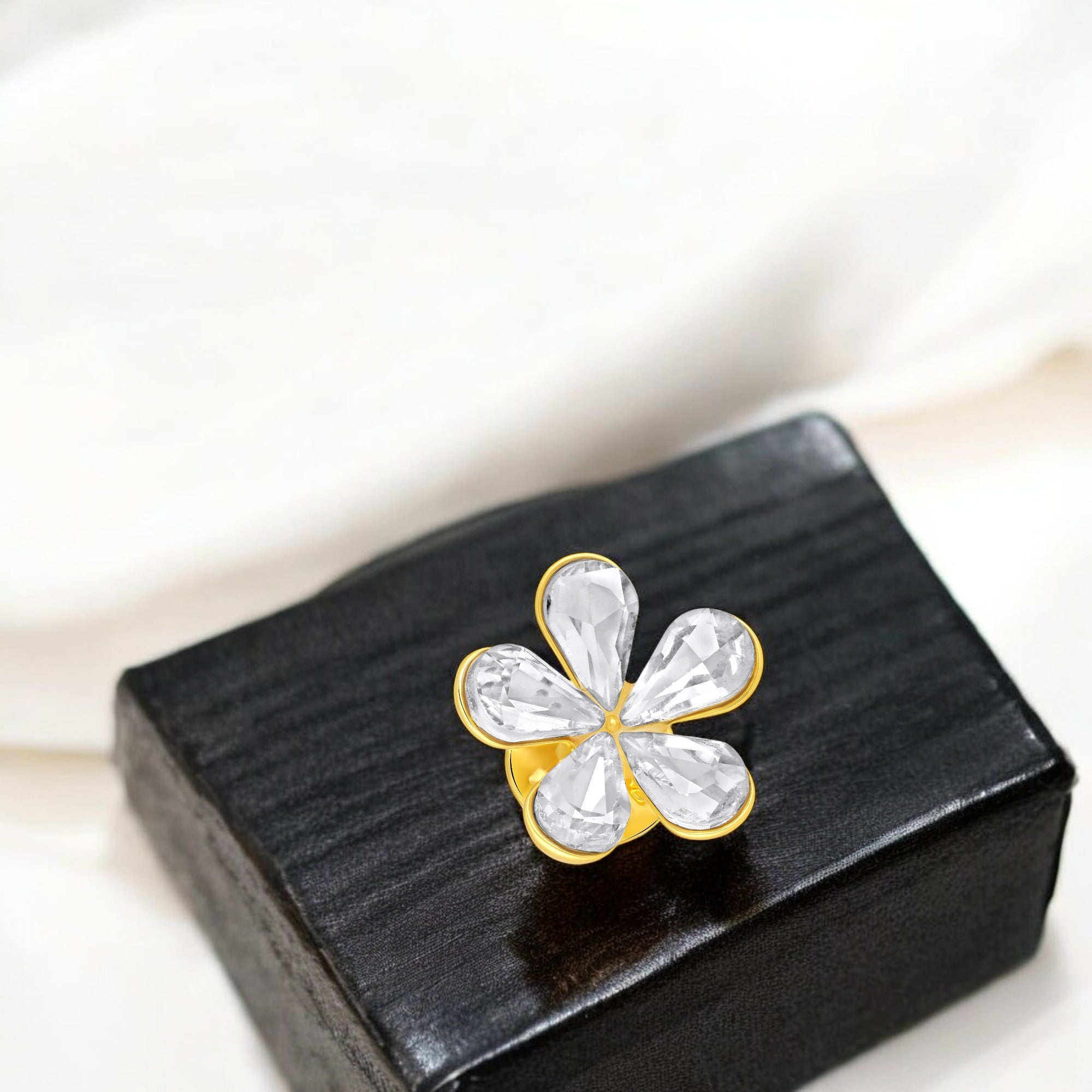 5 White Petals Floral Brooch