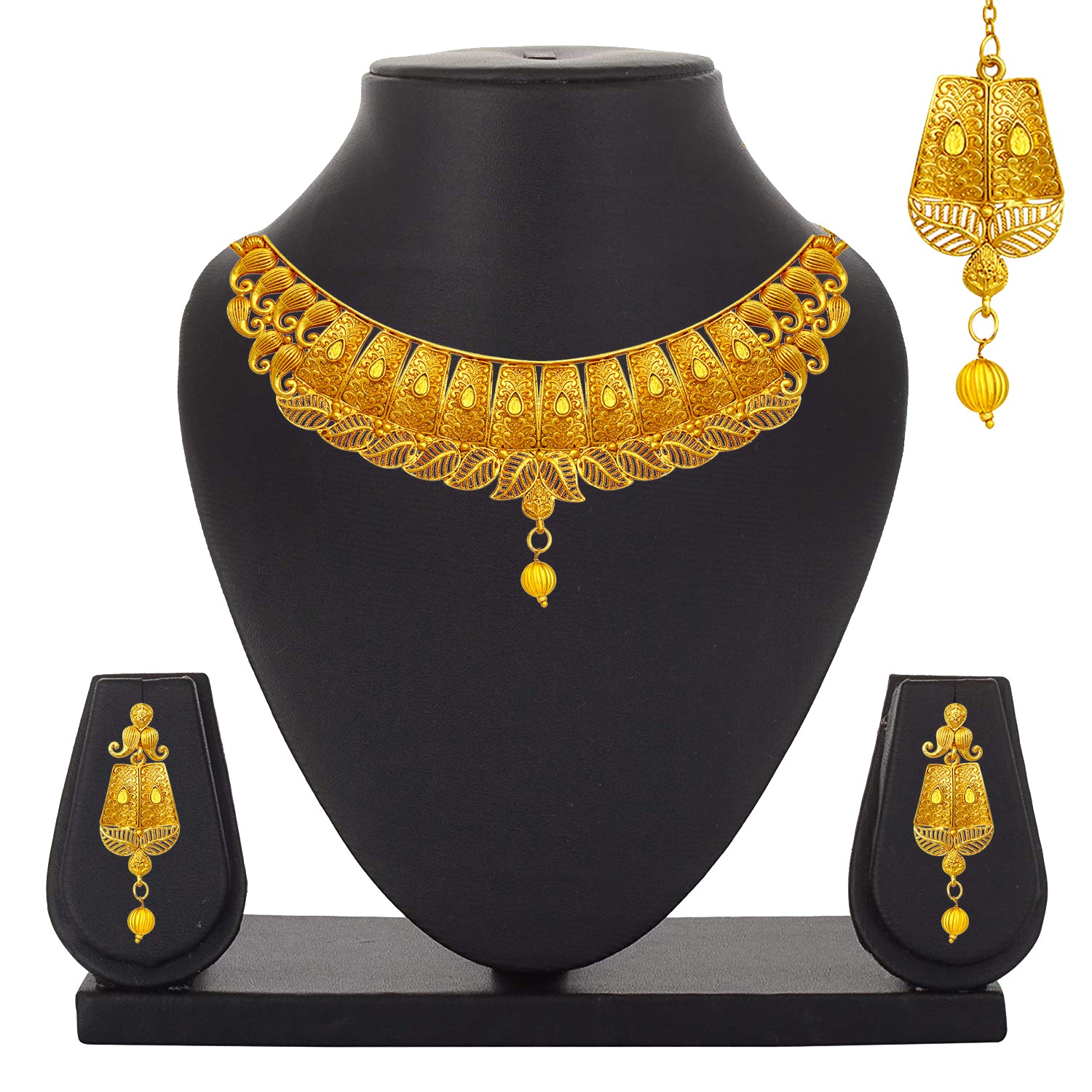 Traditional Ethnic Necklace Set with Maangtikka