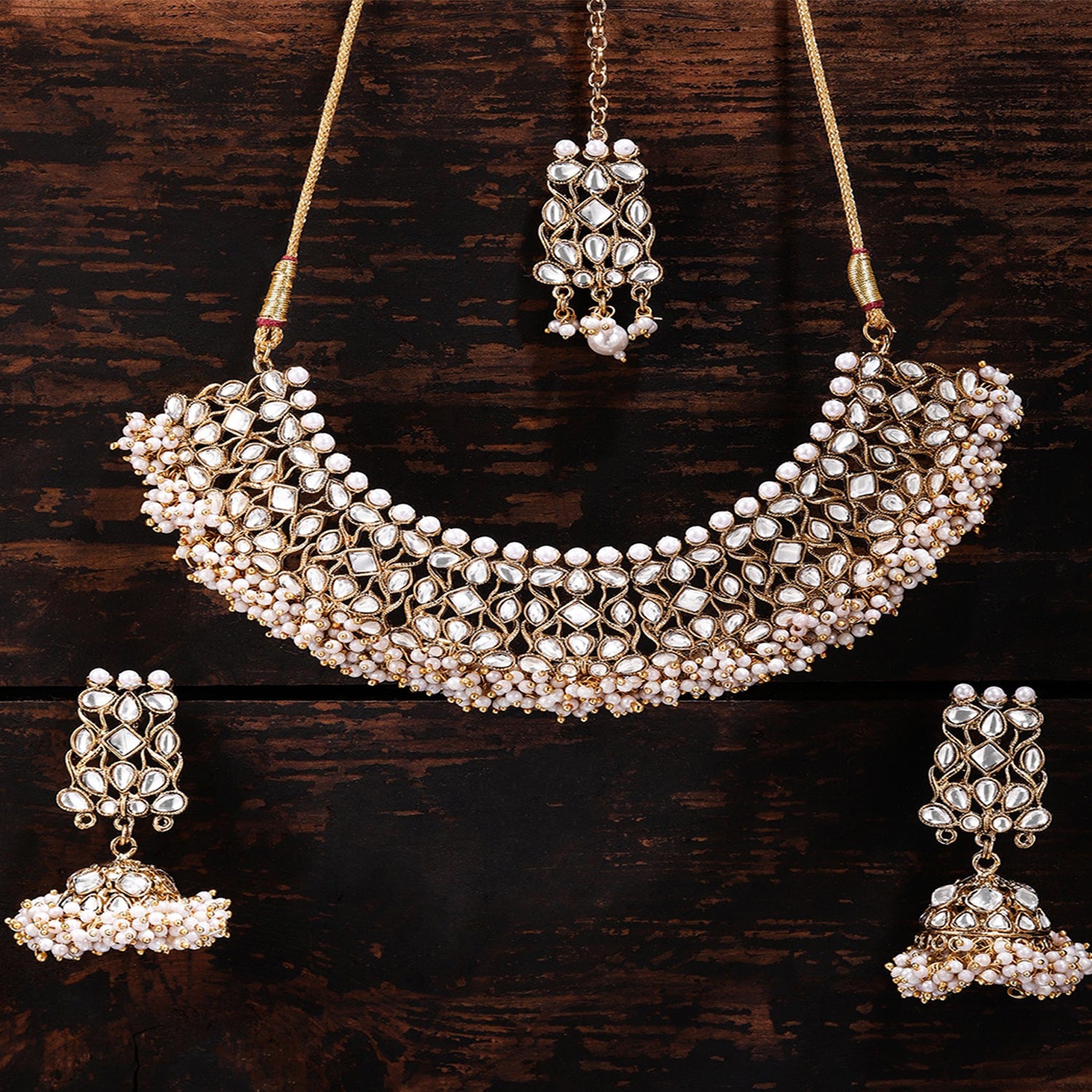 Traditional Ethnic Necklace Set with Maangtikka