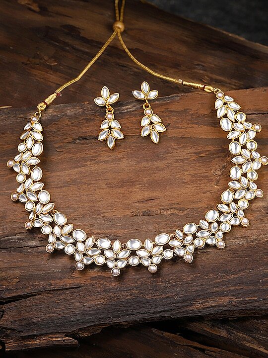 Traditional White Kundan Necklace set