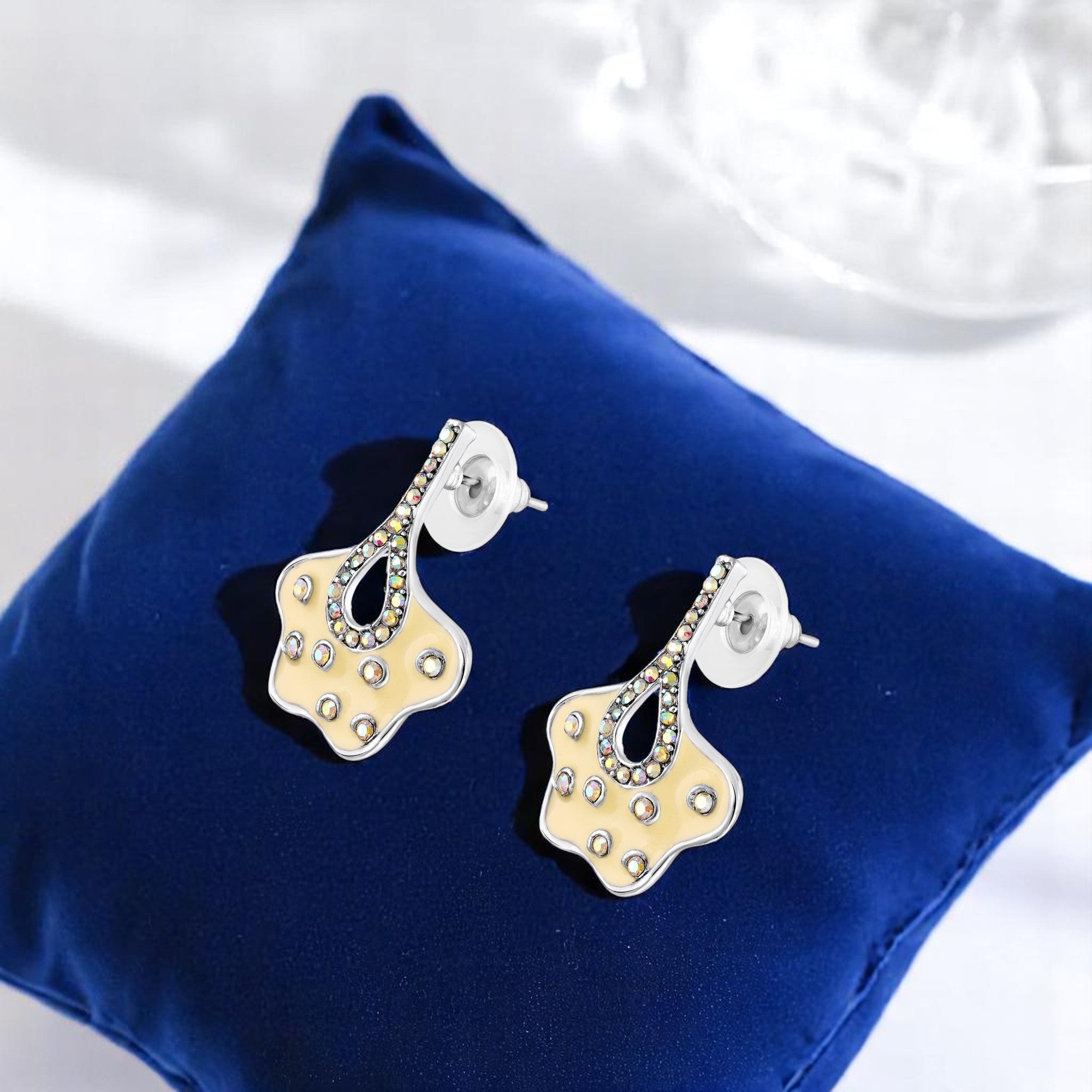 Green Meenakari Work Floral-Fan Shape Dabgler Earrings