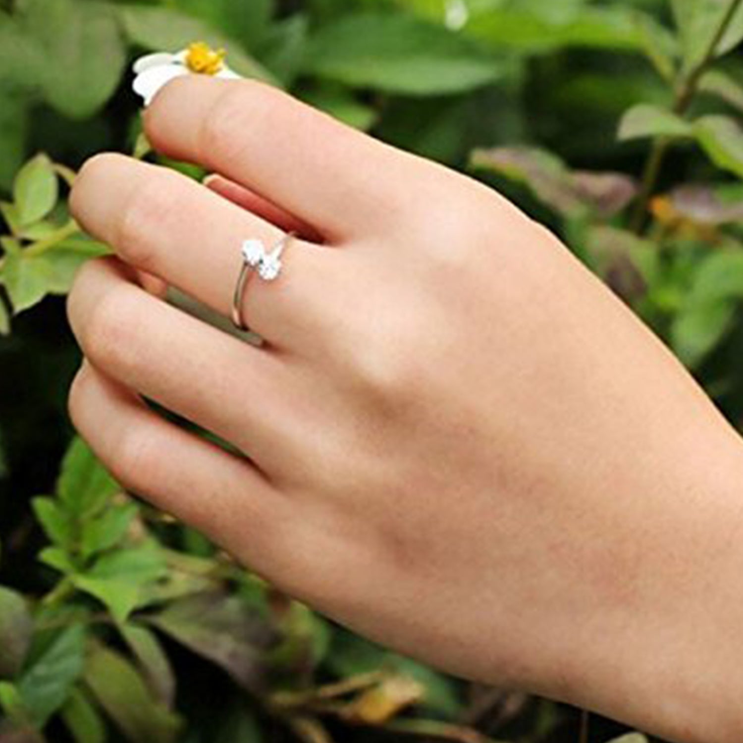 Trendy and Delicate Adjustable Finger Ring