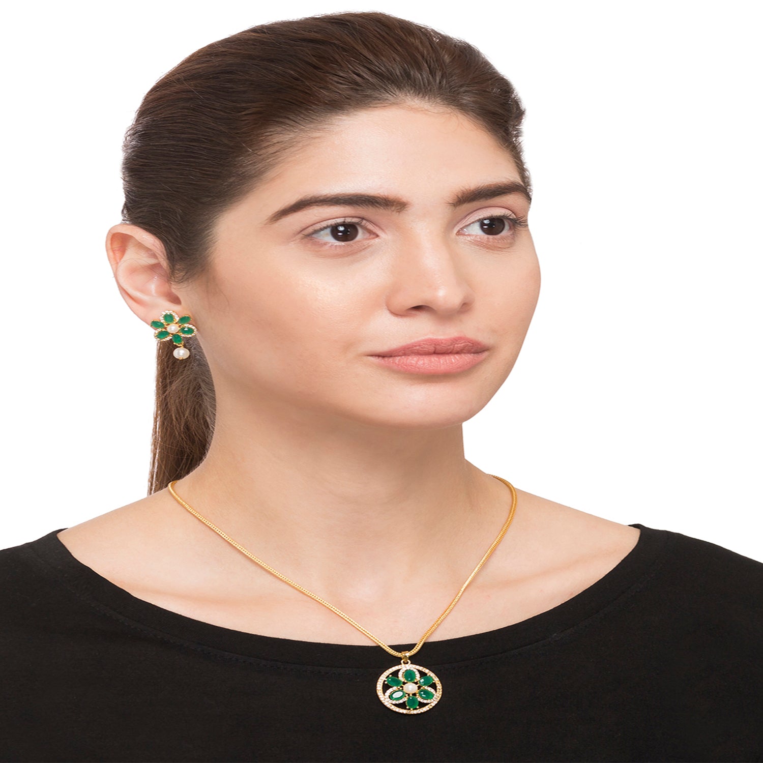 Elegant Floral Designer Pendant set