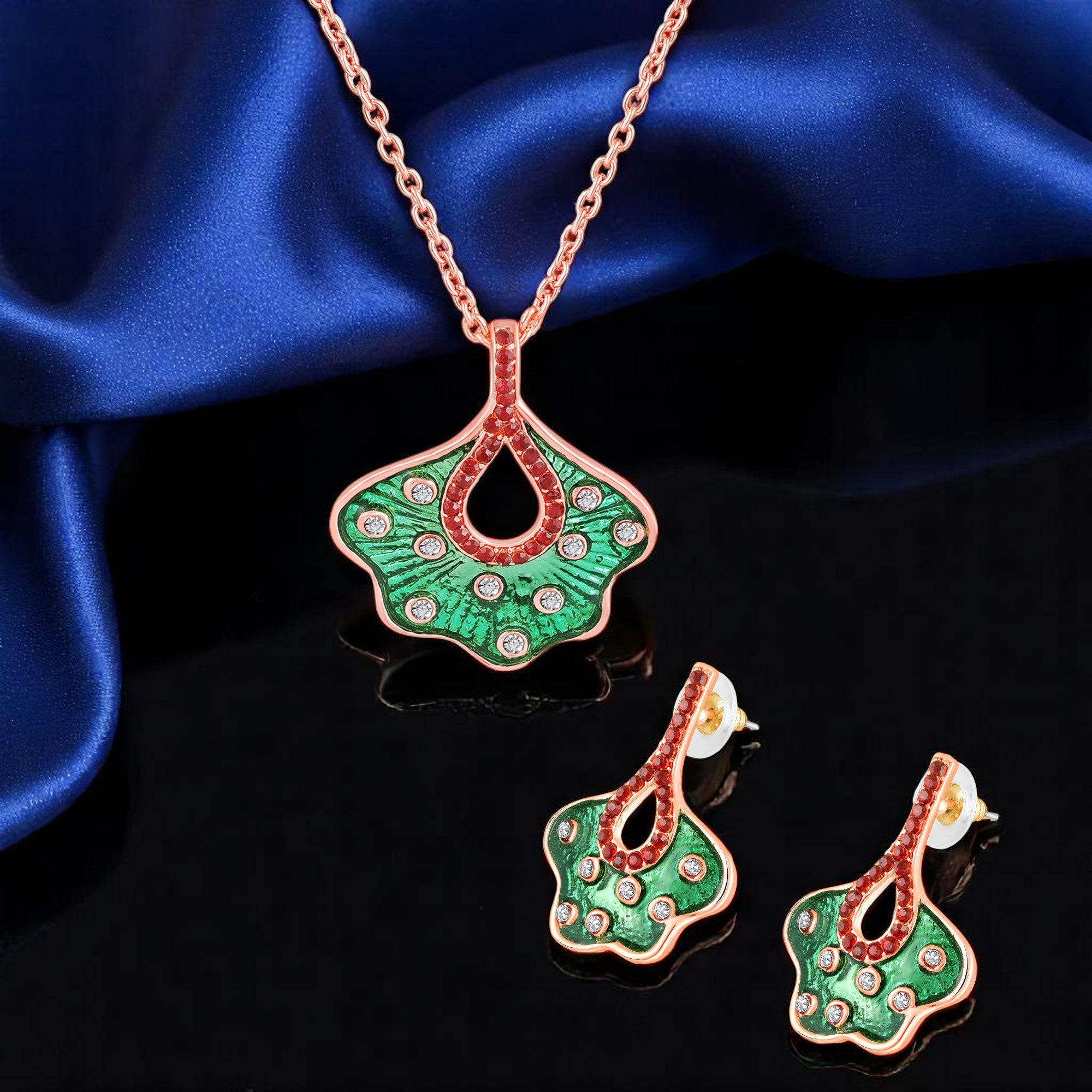 Green Meenakari Work Floral-Fan Shape Pendant Set