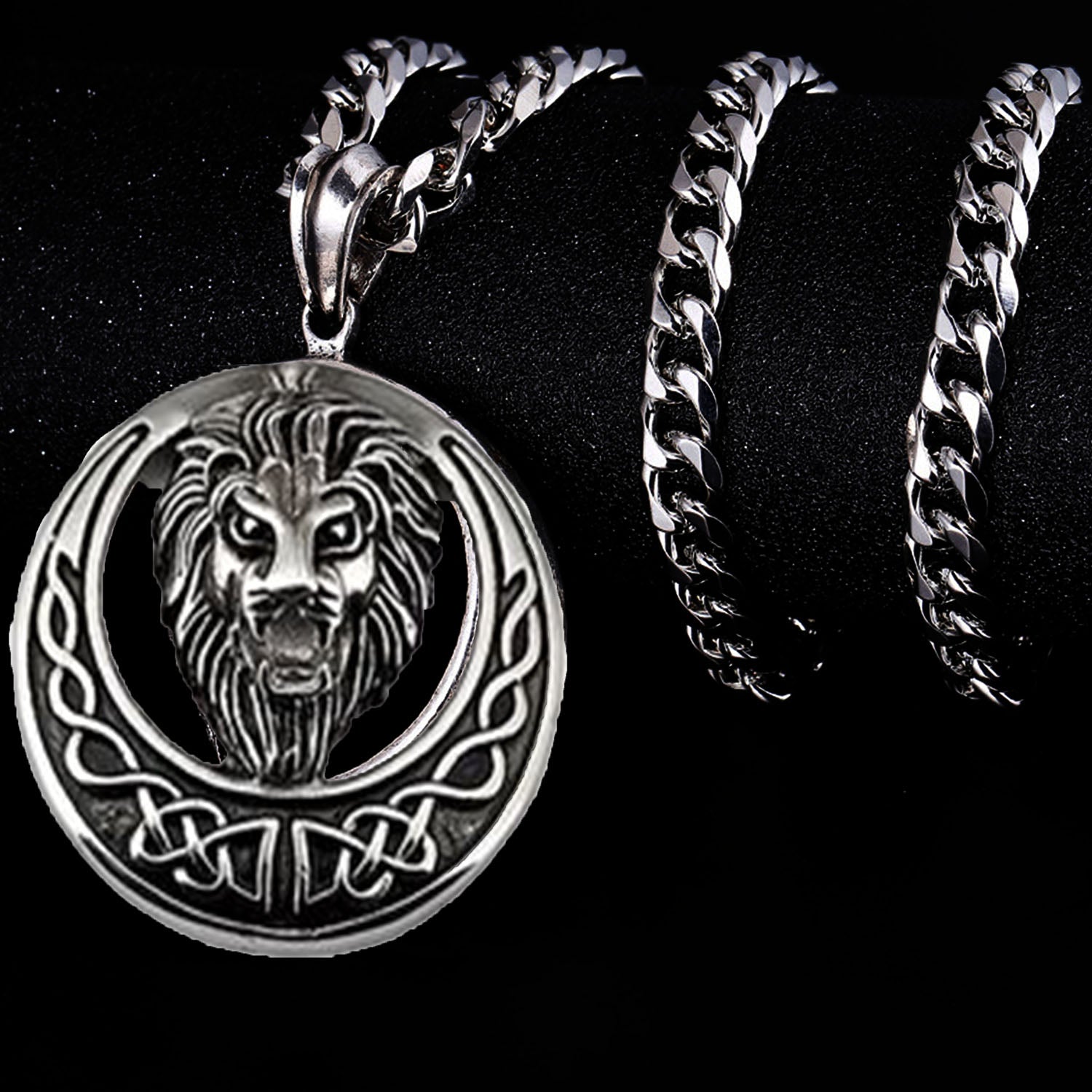 Roaring Lion Pendant