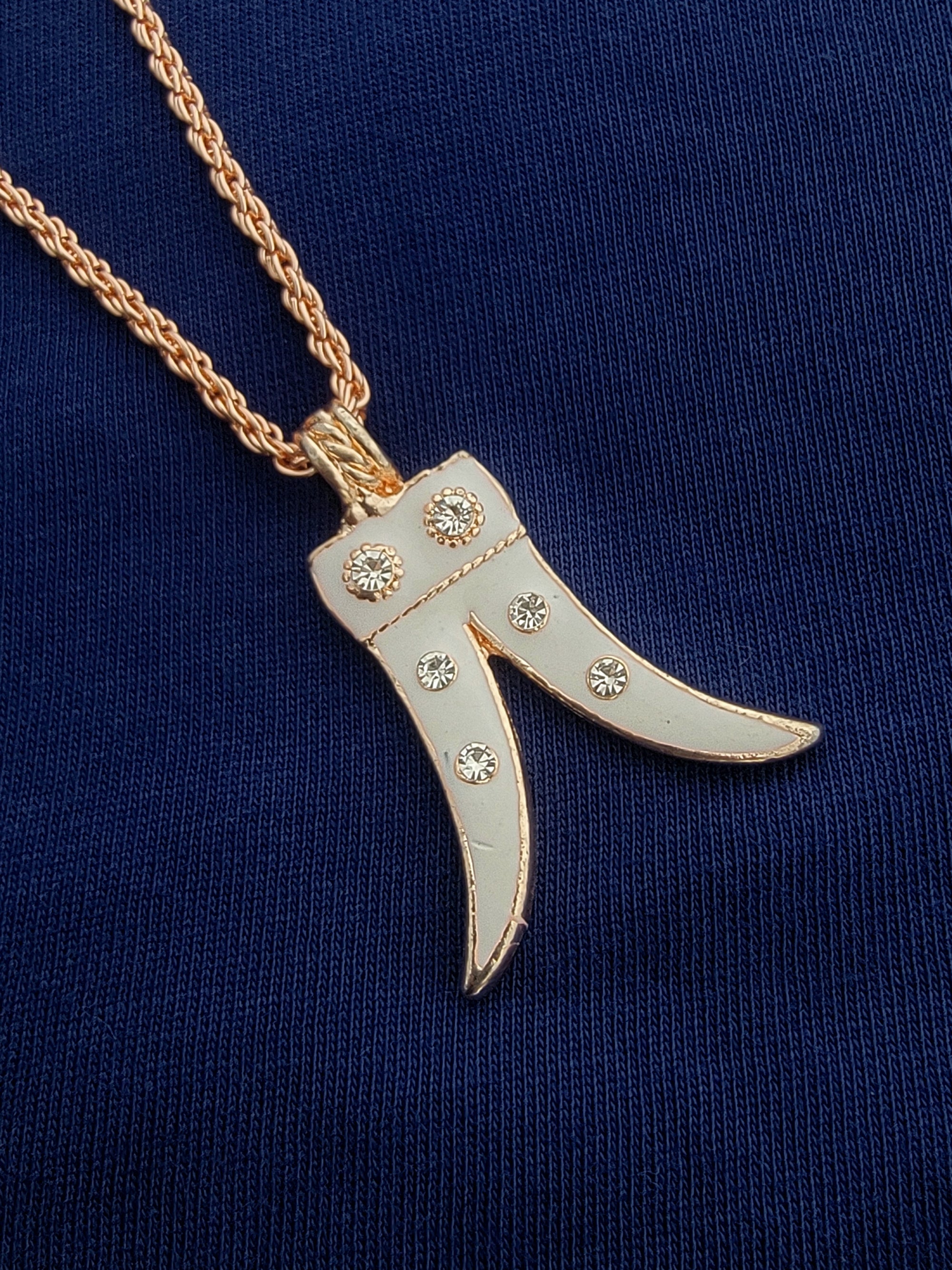 Tiger Tooth Shaped Meena Enamel Pendant Necklace