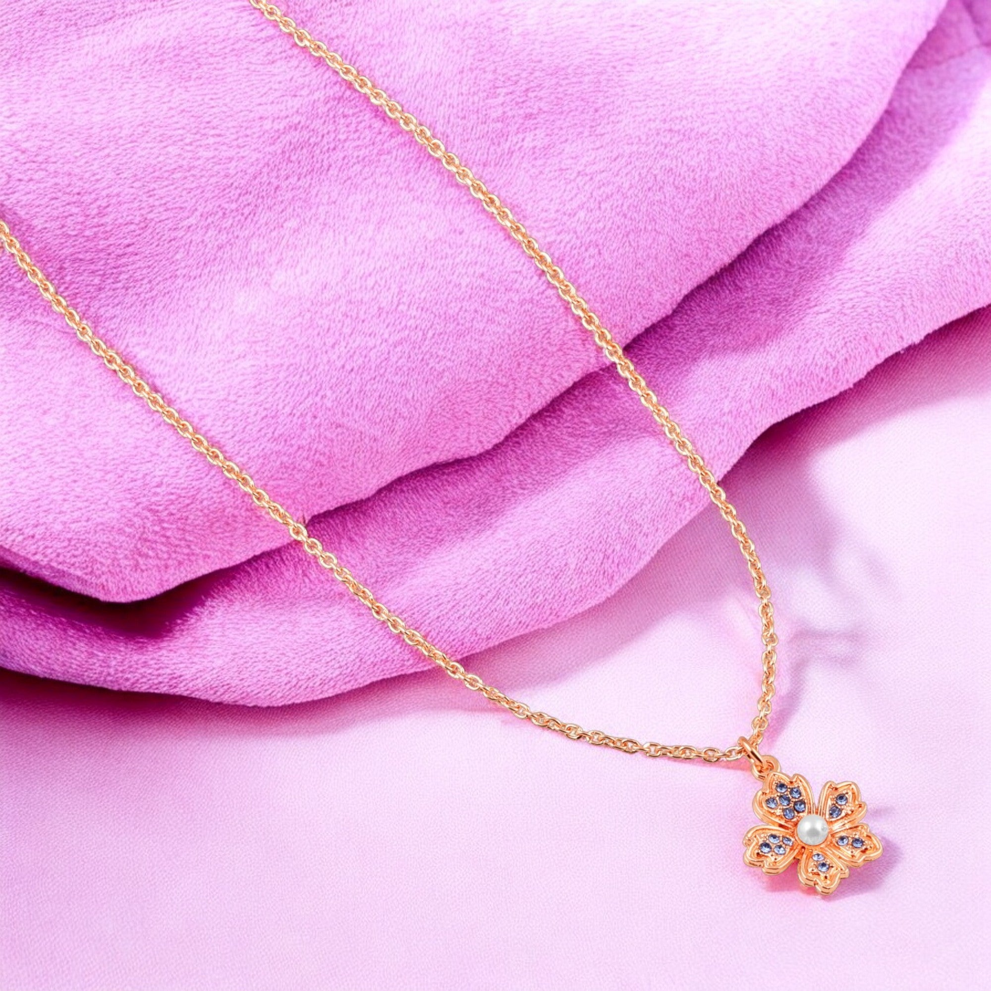 Small and Delicate Flower Pendant with Chain