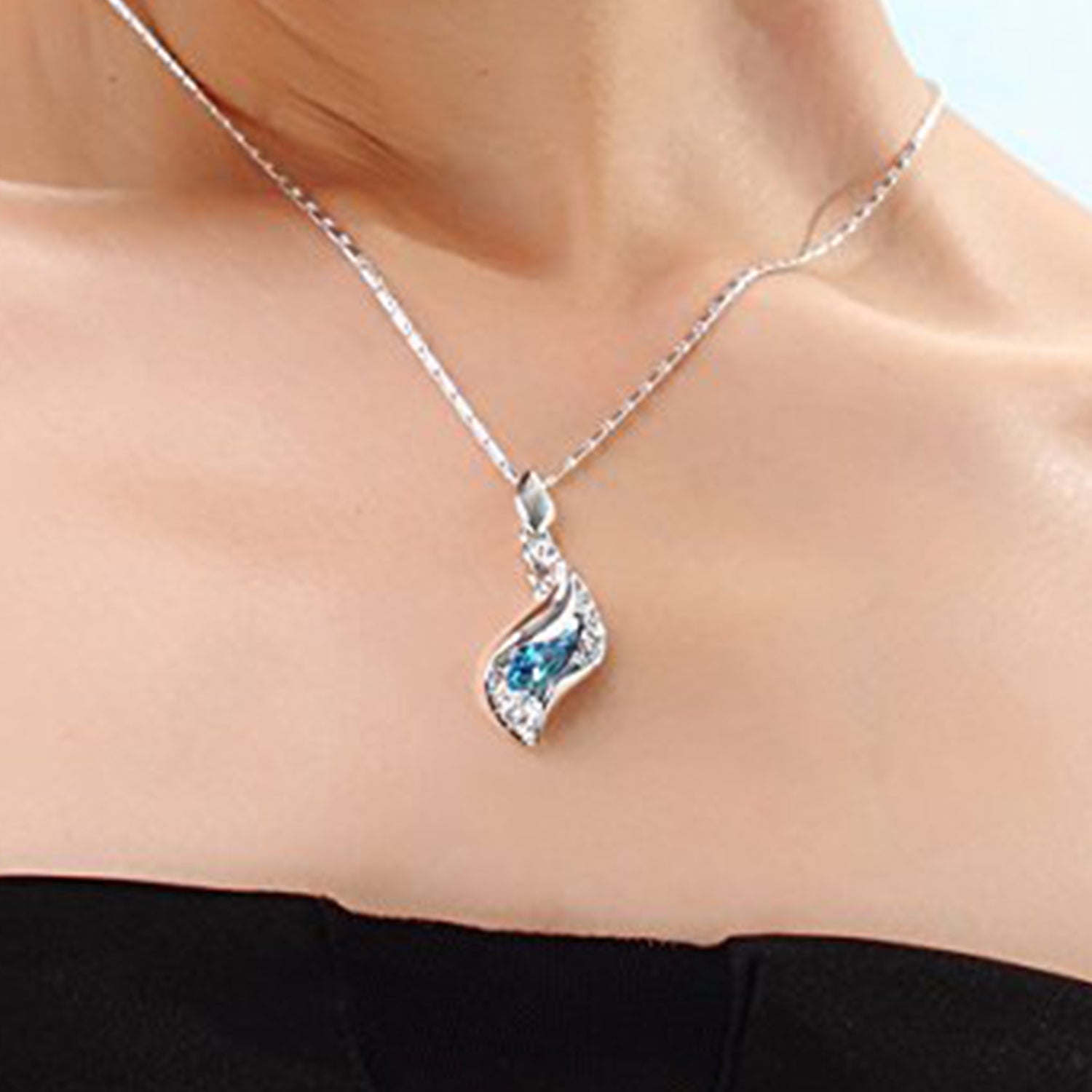 Designer Blue and White Solitaire Crystal Pendant