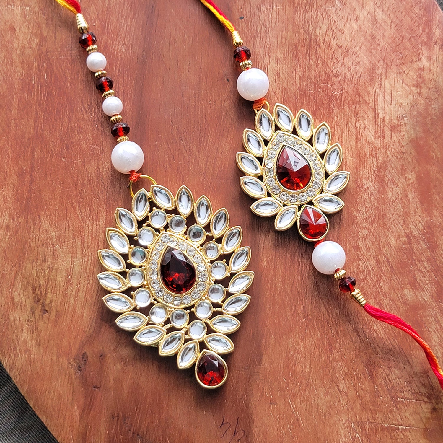 Leaf Shape Red and White Bhaiya Bhabhi Couple Rakhi
