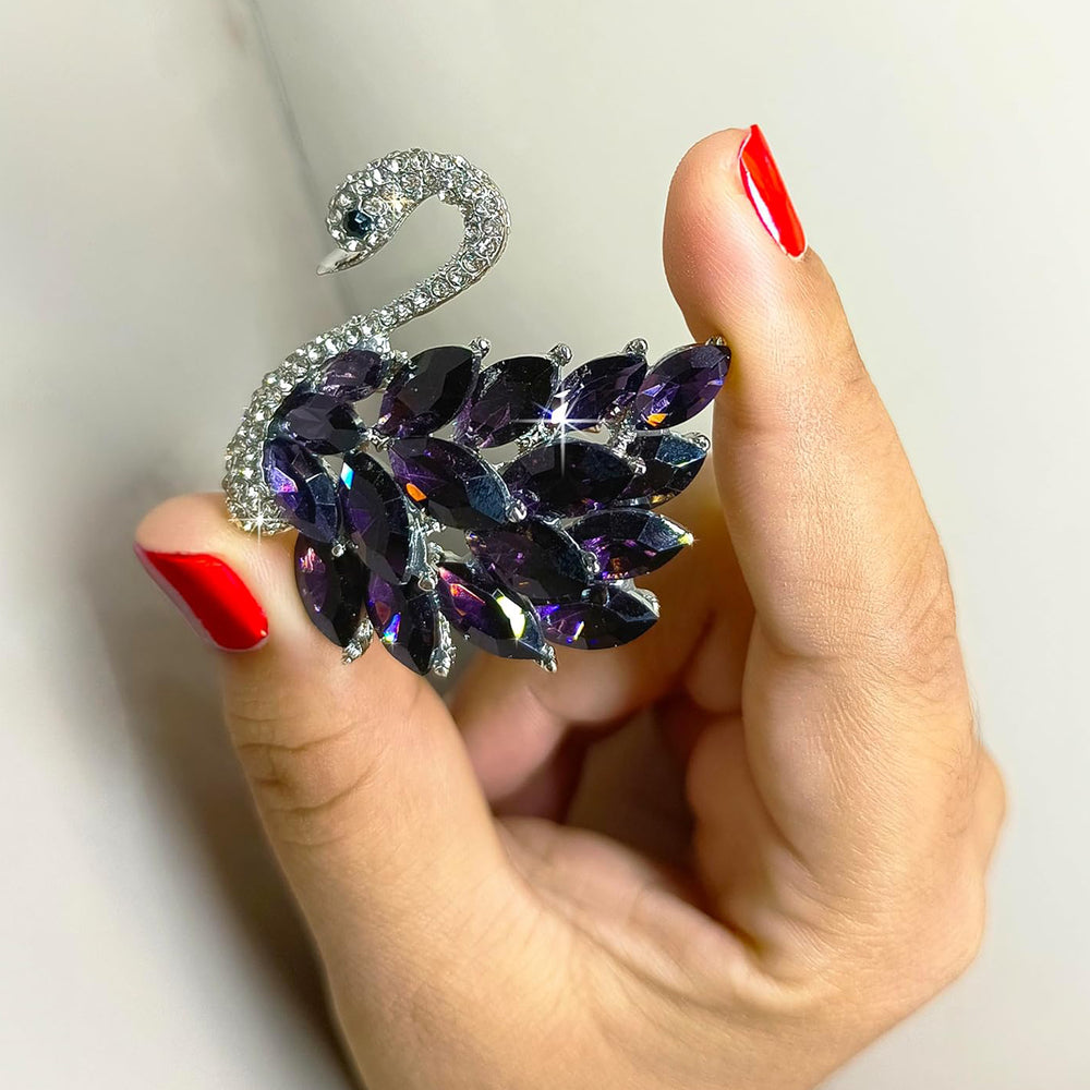 Sparkling Crystals Swan Brooch / Lapel Pin for Women
