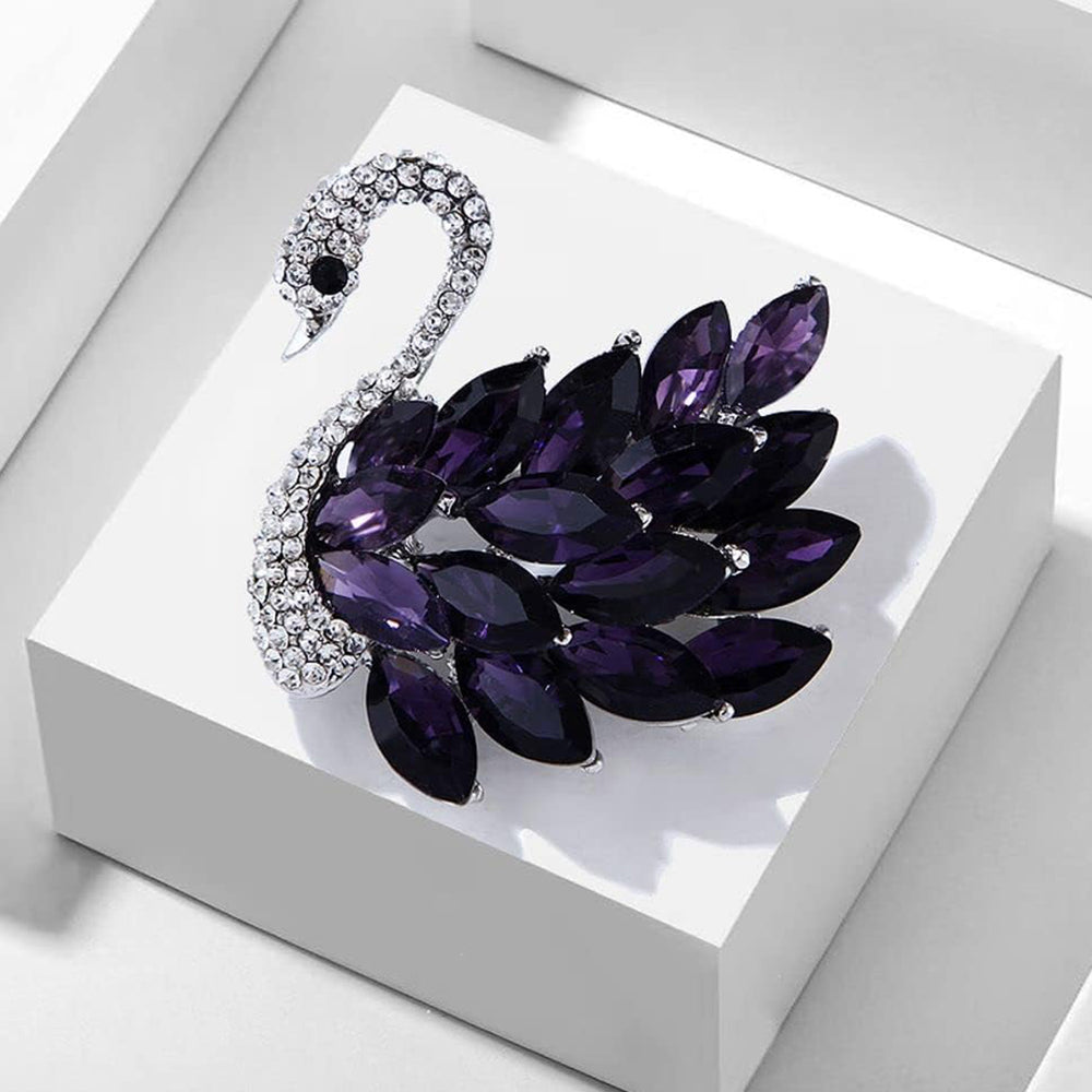 Sparkling Crystals Swan Brooch / Lapel Pin for Women