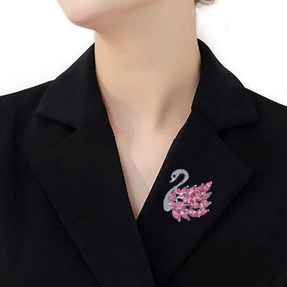 Sparkling Crystals Swan Brooch / Lapel Pin for Women