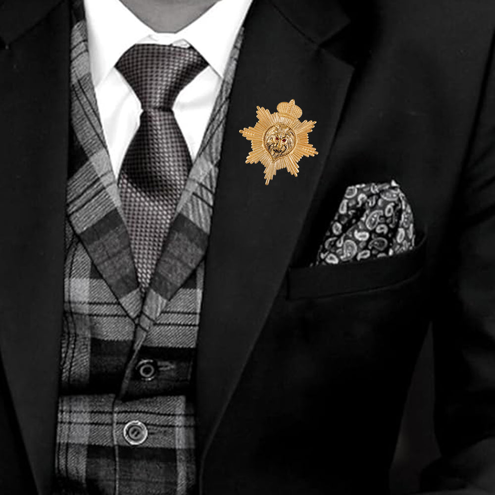 Crown and Roaring Lion-Shaped Wedding Brooch / Lapel Pin