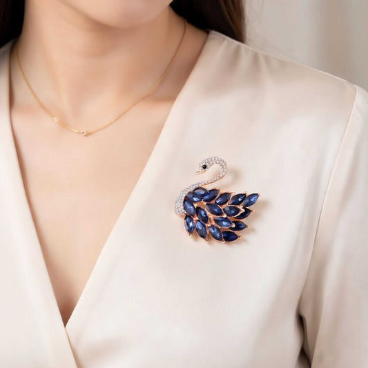 Sparkling Studded Crystals Swan-Shaped Brooch / Lapel Pin