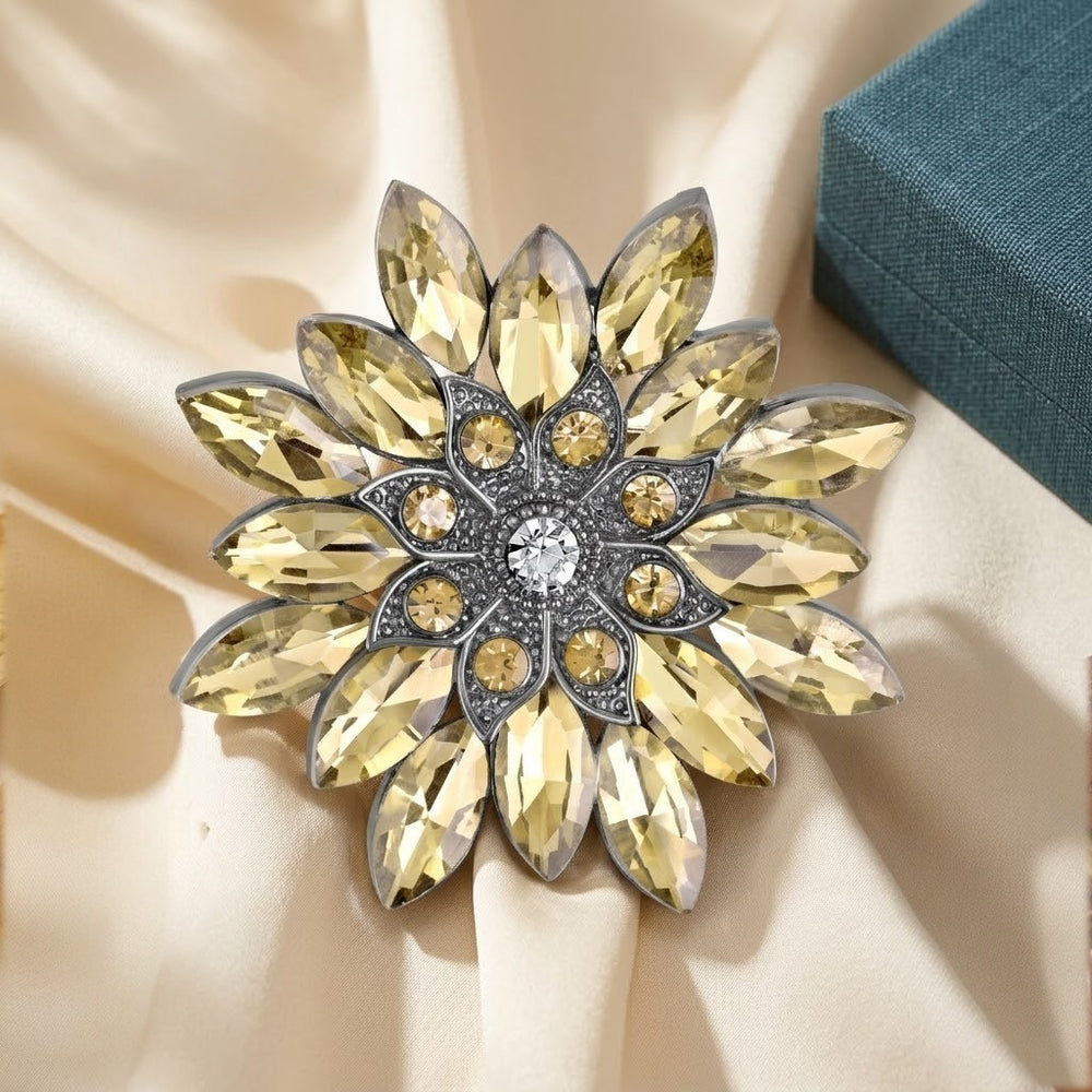 Floral Crystal Women Brooch Pin