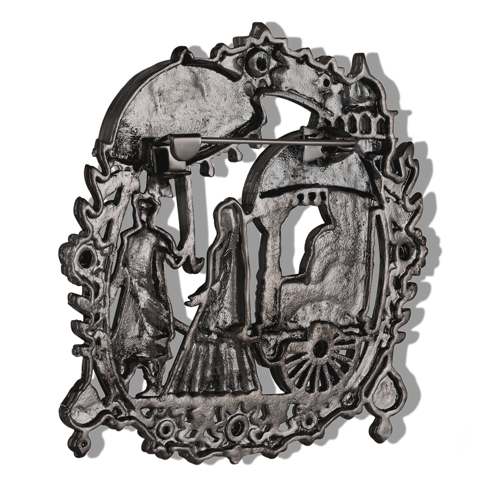 Rajwadi Dulha Dulhan Doli Brooch