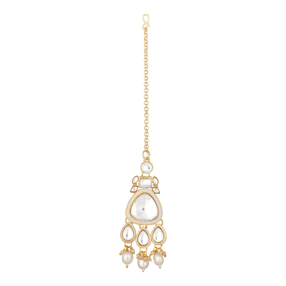 Meenakari Work White Artificial Pearls and Kundan Chokar jewellery Set