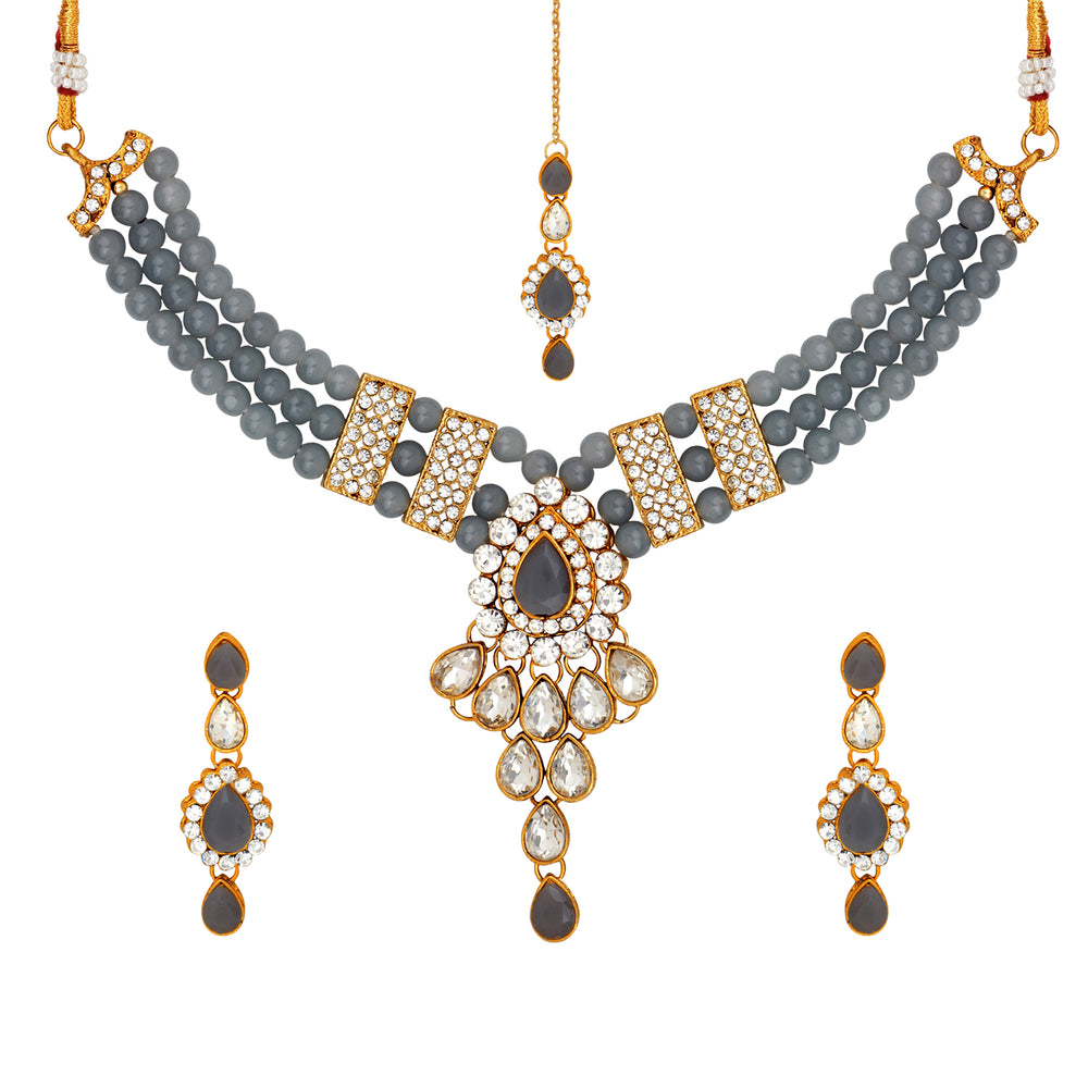 Ethnic Green and White Kundan Jewellery Set