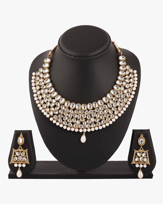 Traditional White Kundan Necklace set
