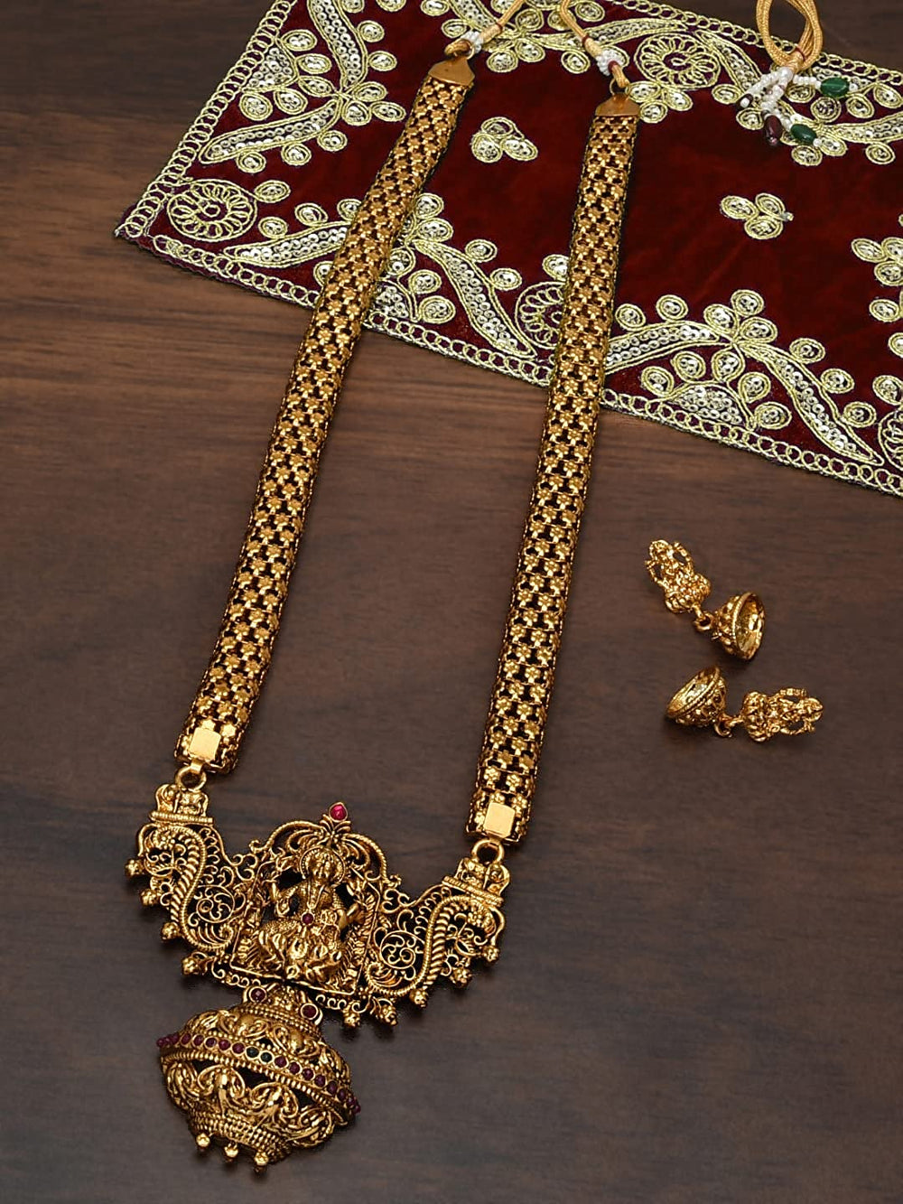 Traditional Multicolor Kundan Necklace set