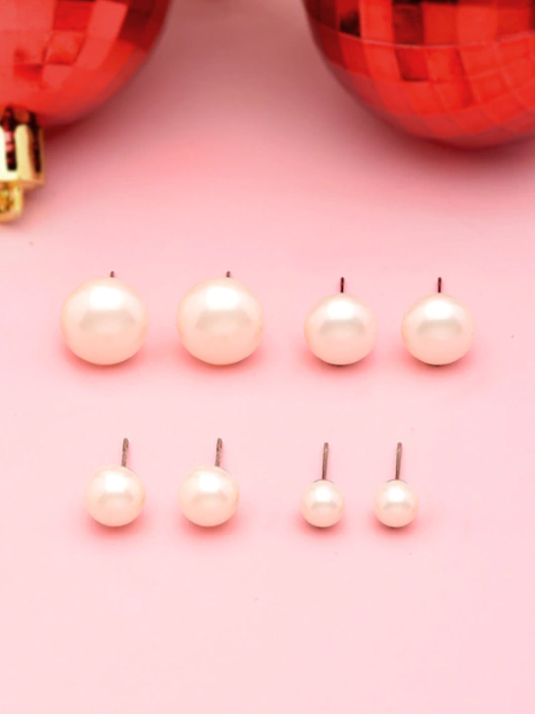 Classic Artifical Pearl White Ear Studs Combo