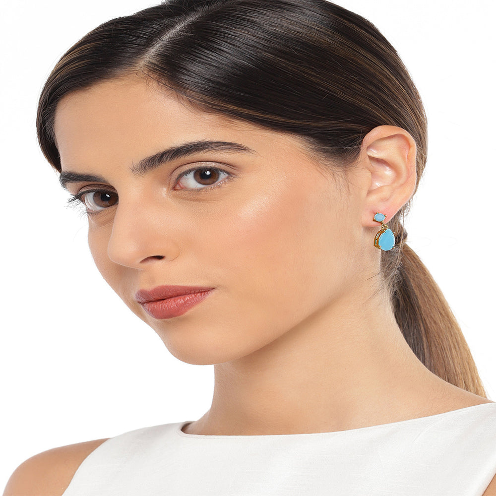 Gleaming mint blue crystals dangler earrings