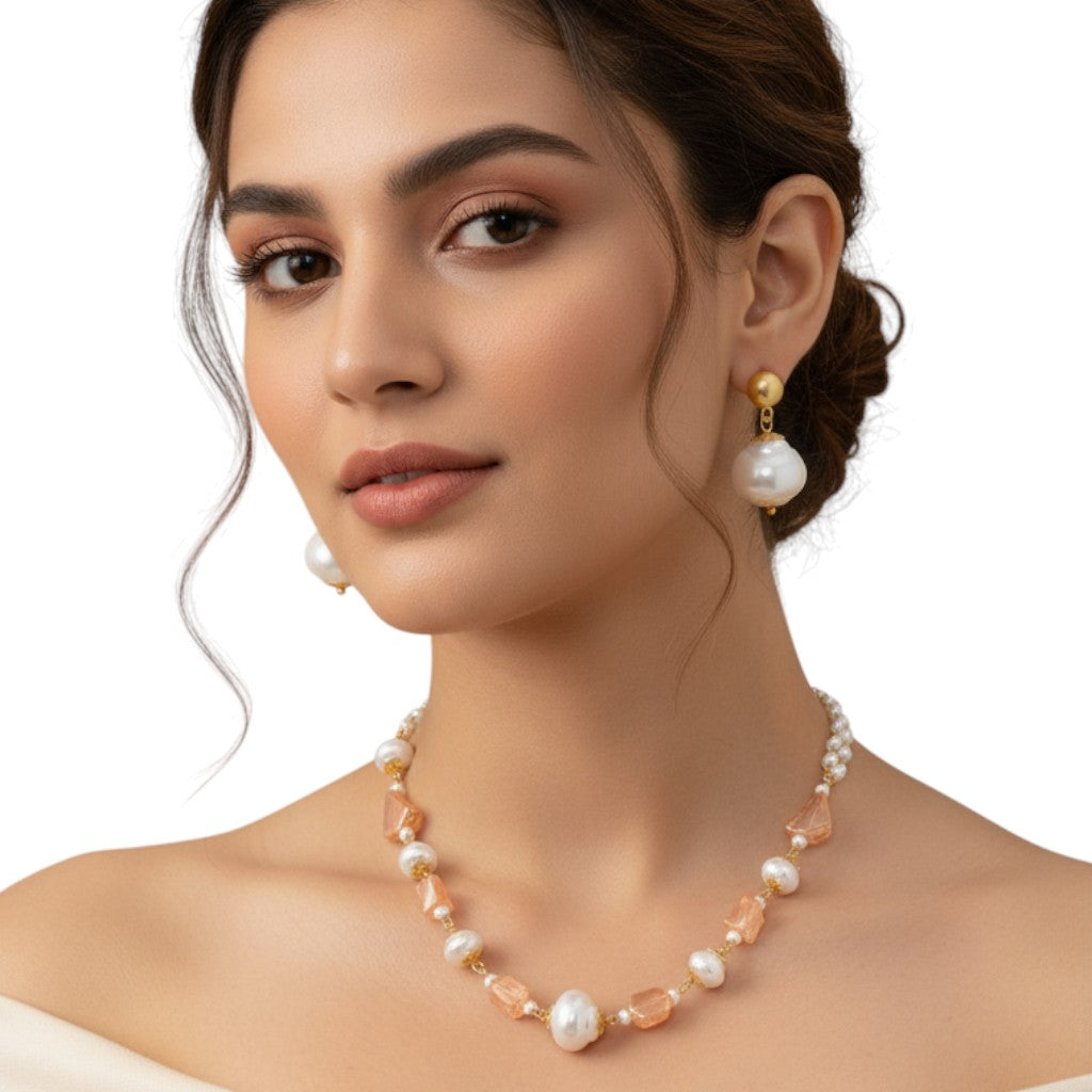 Delicate Necklace Set with Artificial Beads
