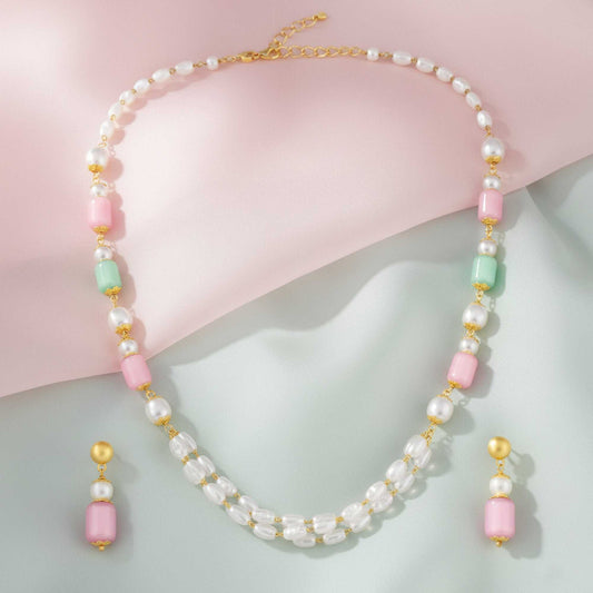 Delicate Necklace Set with Artificial Beads
