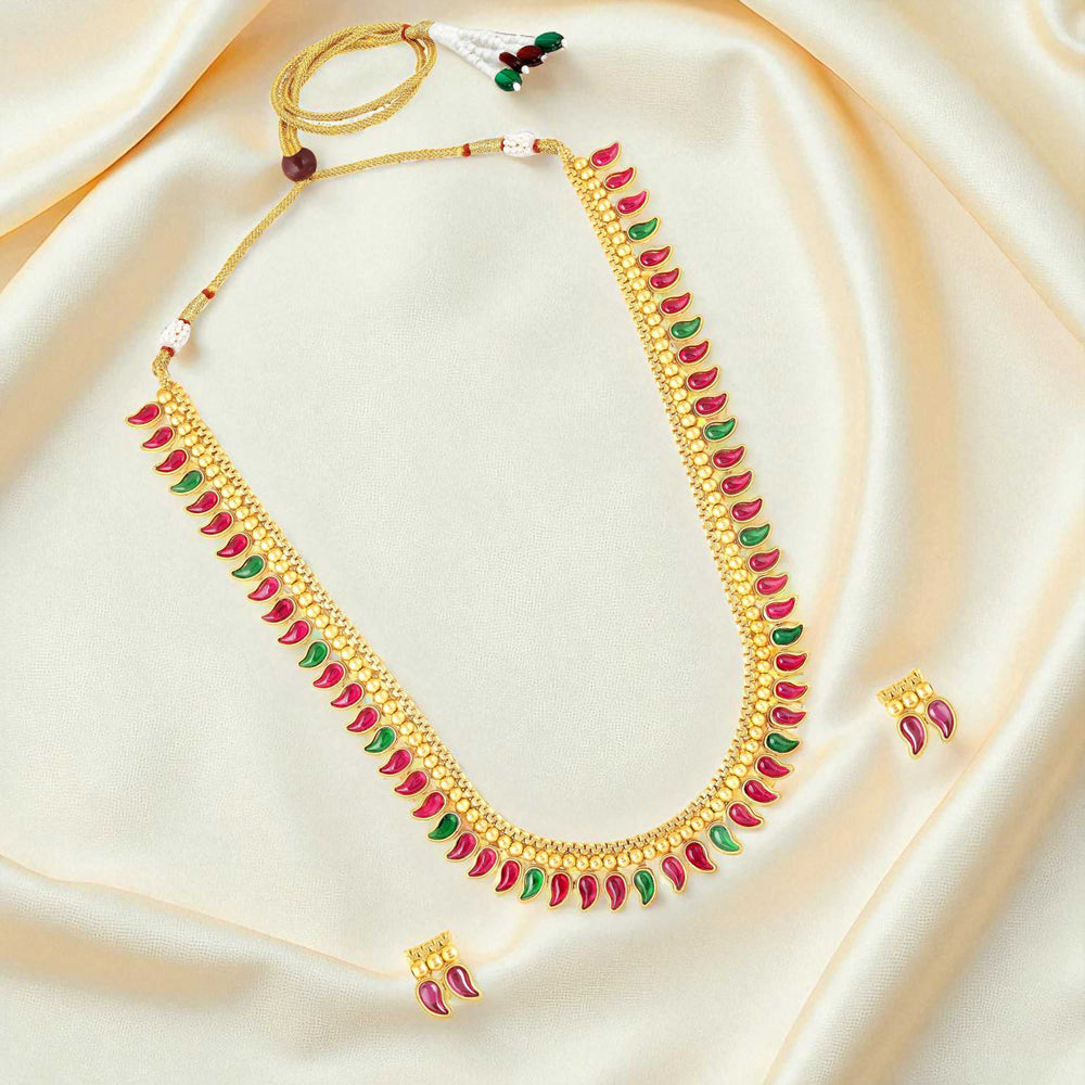 Traditional gold-plated kundan necklace set with earrings