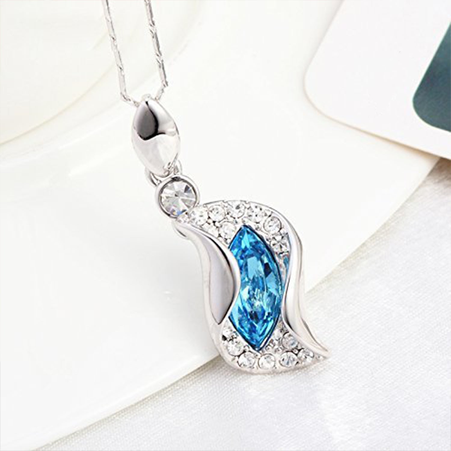 Designer Blue and White Solitaire Crystal Pendant