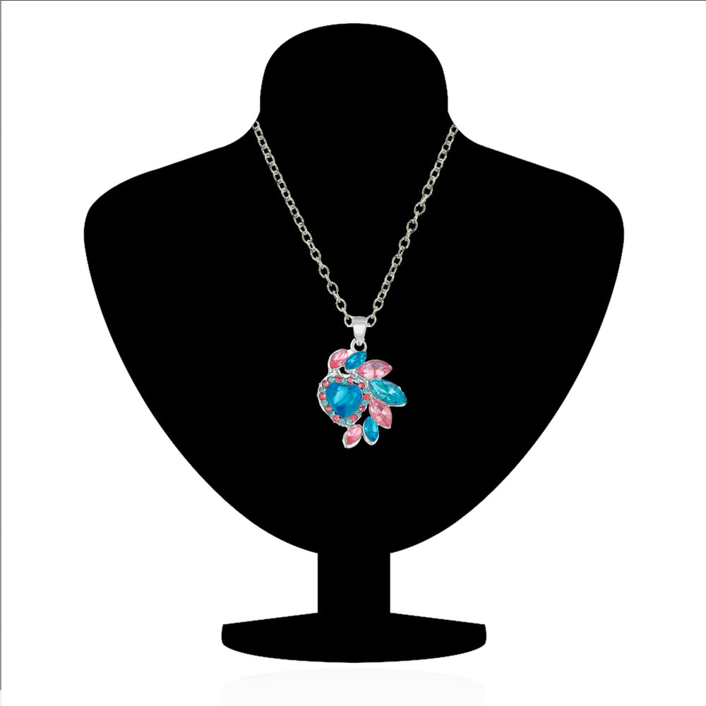 Solitaire Crystals Heart Pendant