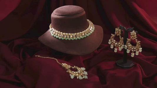 Traditional Kundan choker design necklace set