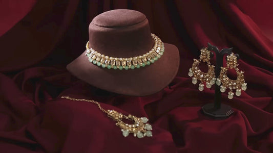 Traditional Kundan choker design necklace set